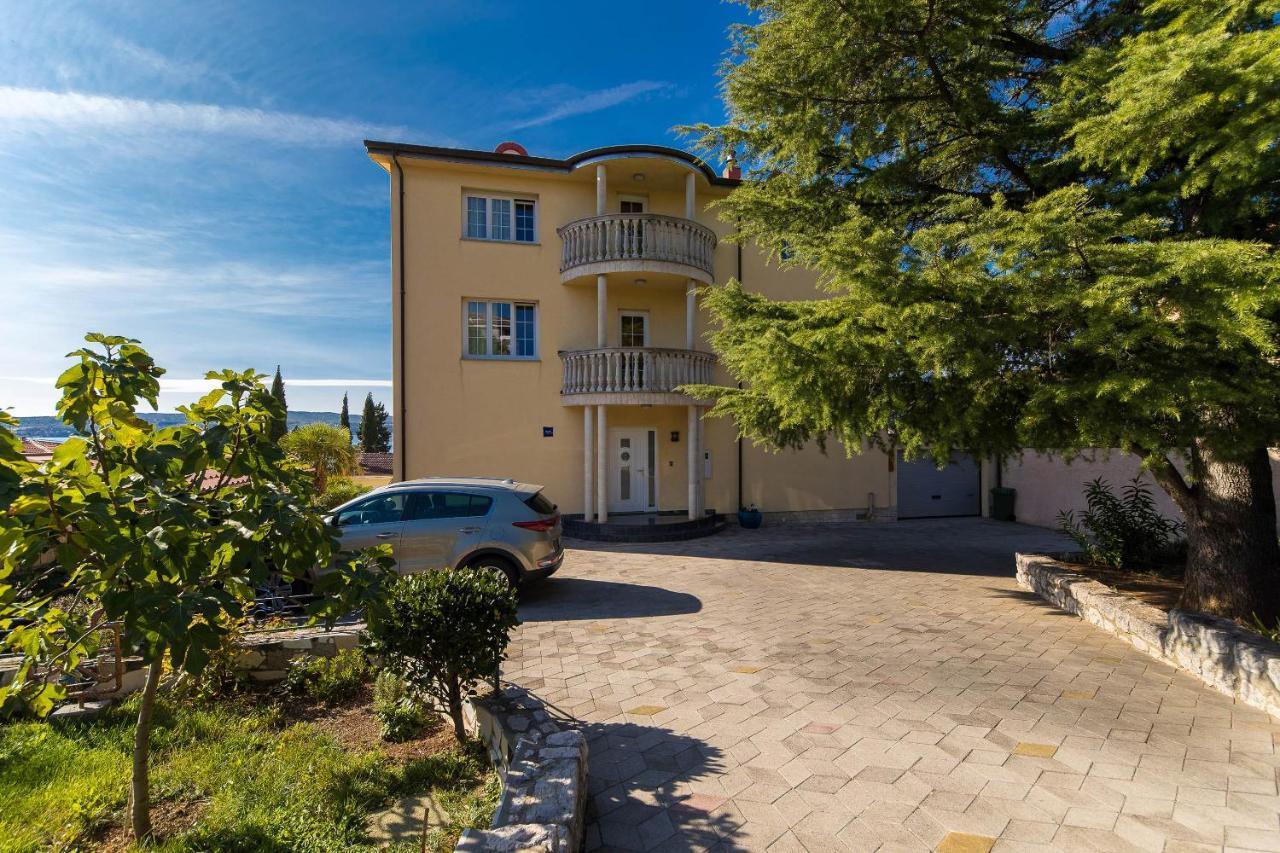 Apartmani Kovac Crikvenica Bagian luar foto