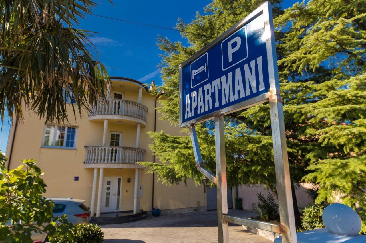 Apartmani Kovac Crikvenica Bagian luar foto